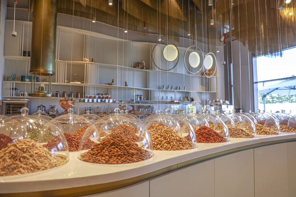 Shaygan Nuts & Cafe — 4
